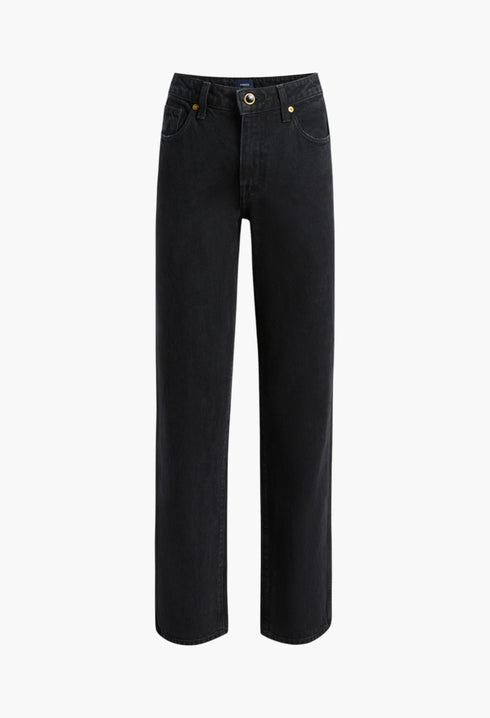 Danielle Stretch Jean